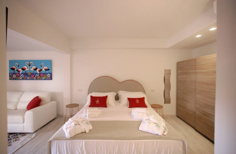 Fiery Flamingo Deluxe with Private Terrace Double Suite