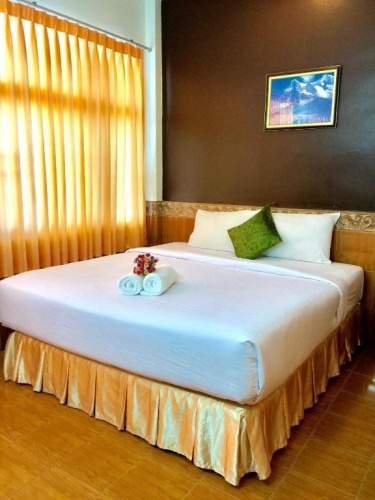 Superior Double room with city view