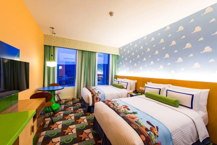Twin room Courtyard view