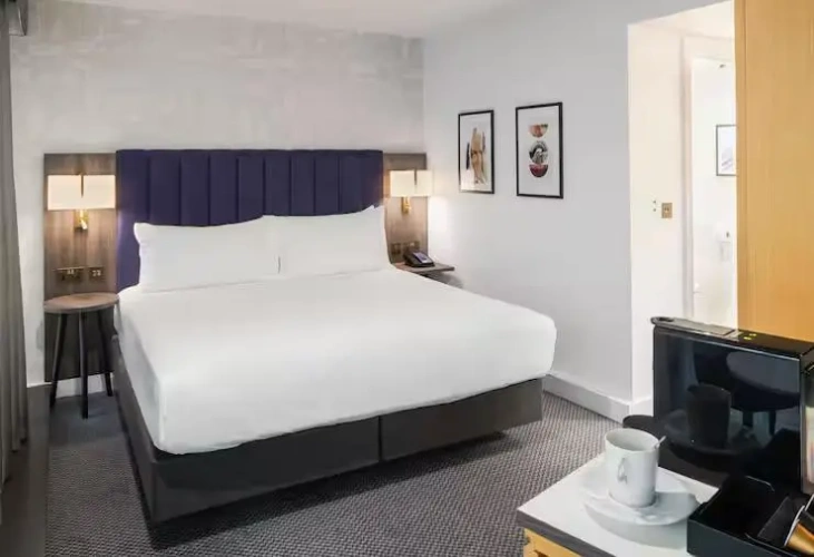 Deluxe Corner Double room