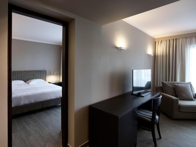 Pelagos Suites Hotel photo 21