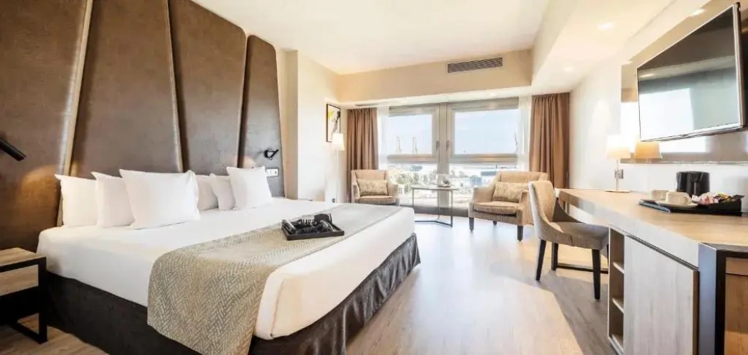 Double room with harbour view