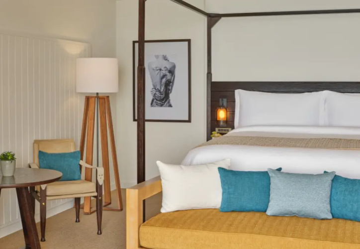 Superior Double room with balcony and Pool View