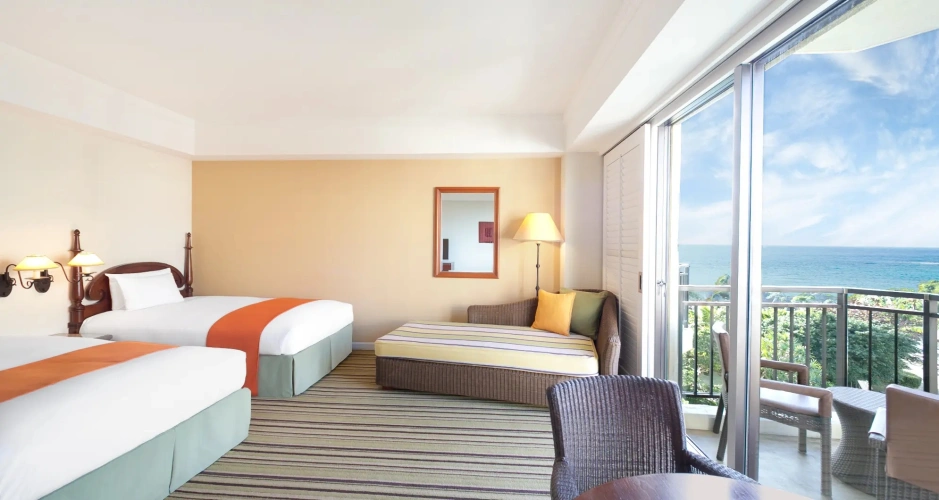 Superior Ocean Patio Twin room