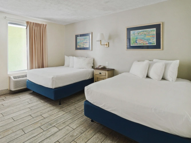 Deluxe Top Floor Twin Suite beachfront