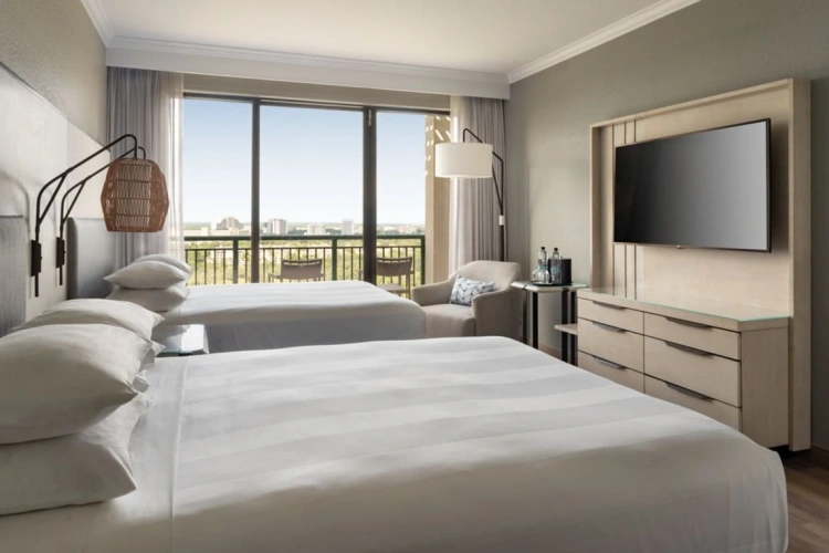 Fairway Twin Suite with golf view