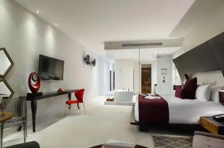 Deluxe Double Suite with ocean view