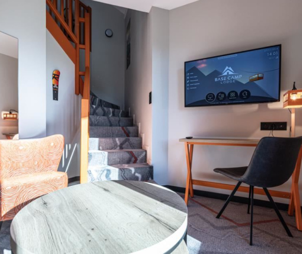 Tribu Family room