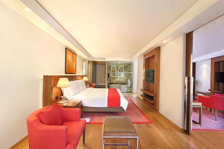 Trident Double Club Suite