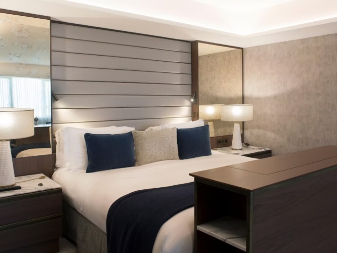 2 Bedrooms Suite