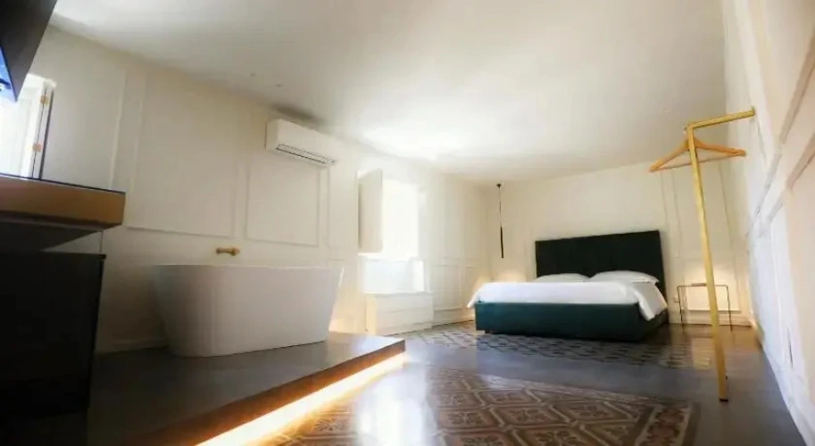 With Hot Tub Double Suite