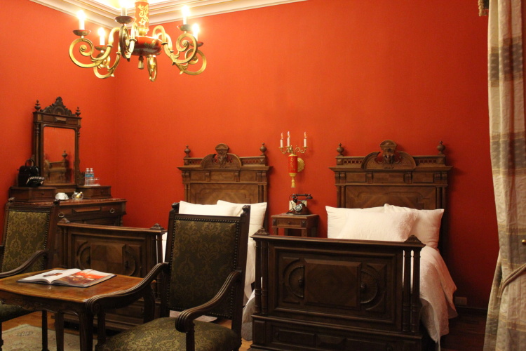 Francisco Suite