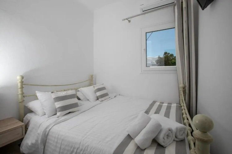 Deluxe Quintuple Family room with garden view