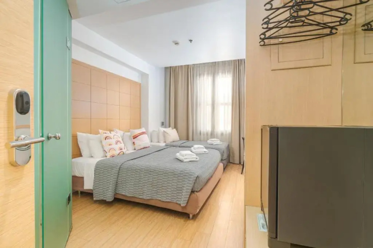 Chic Hotel