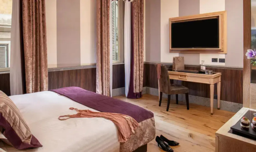 Deluxe Double room