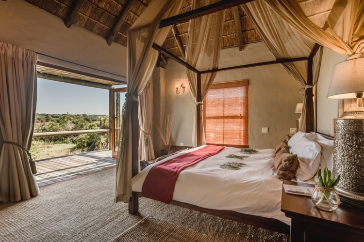 2 Bedrooms Luxury Quadruple Suite
