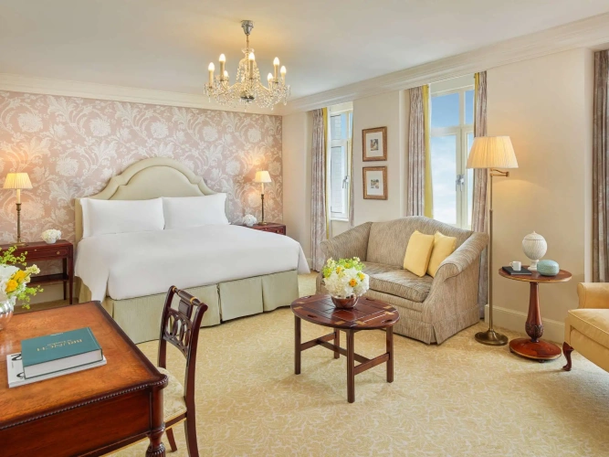 Luxury Double room with river view