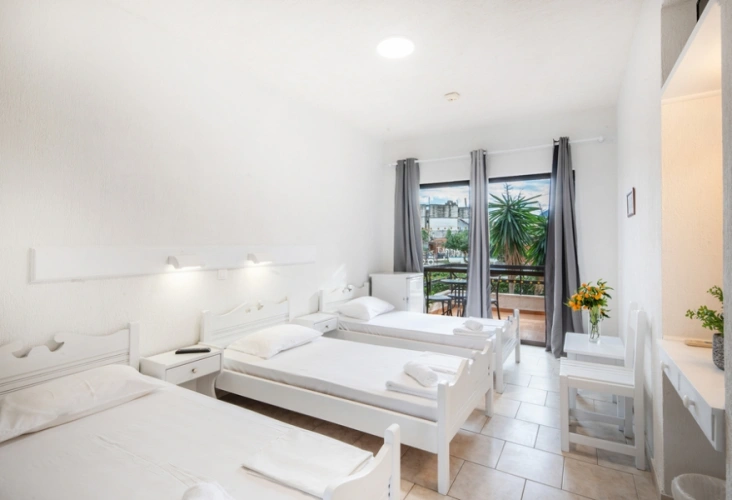 Classic Triple room