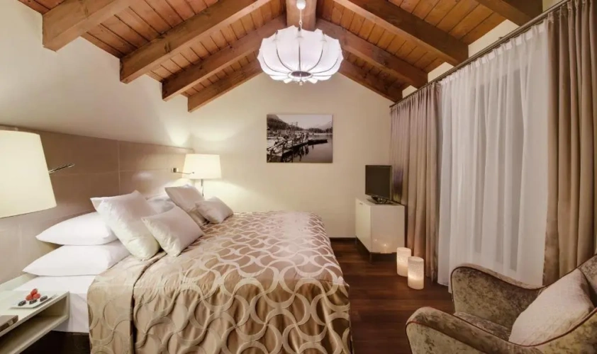 Alpine Double Suite