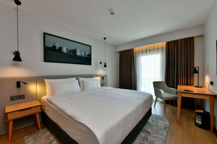Double Junior Suite with partial sea view