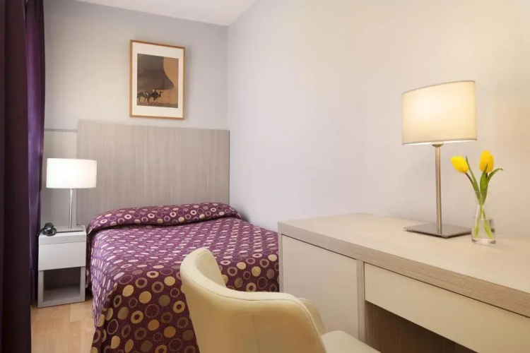 Hotel Excelsior Republique
