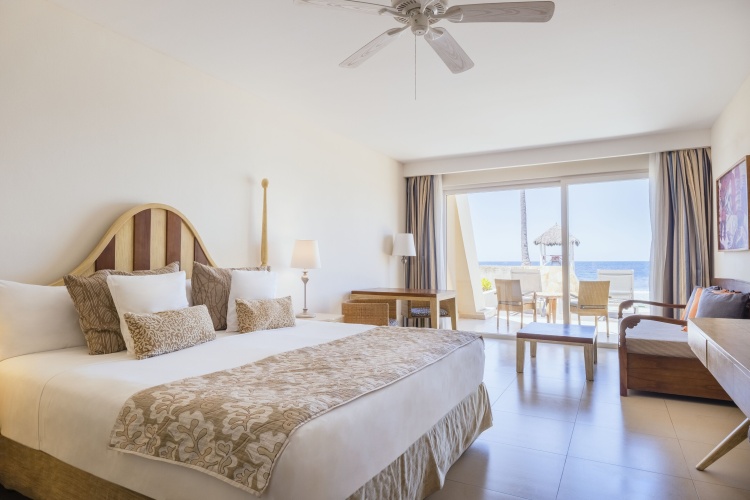 Beach Access Double Junior Suite