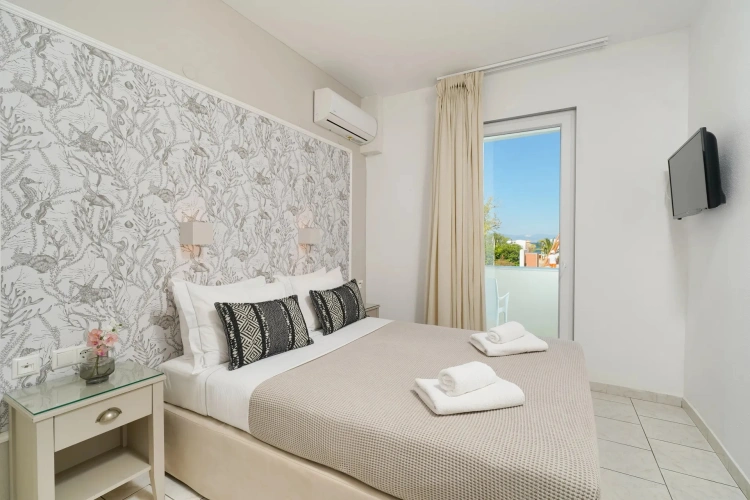 Double Junior Suite with pool view