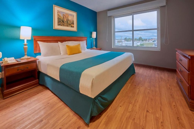 Standard Double Suite