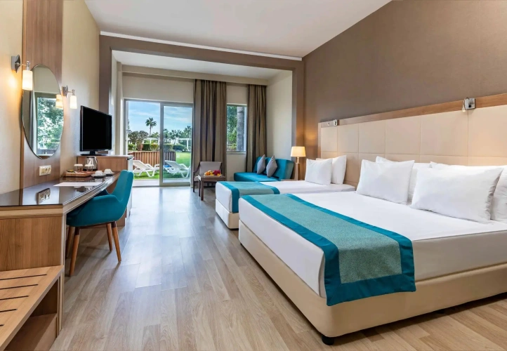 Superior Garden Terrace room