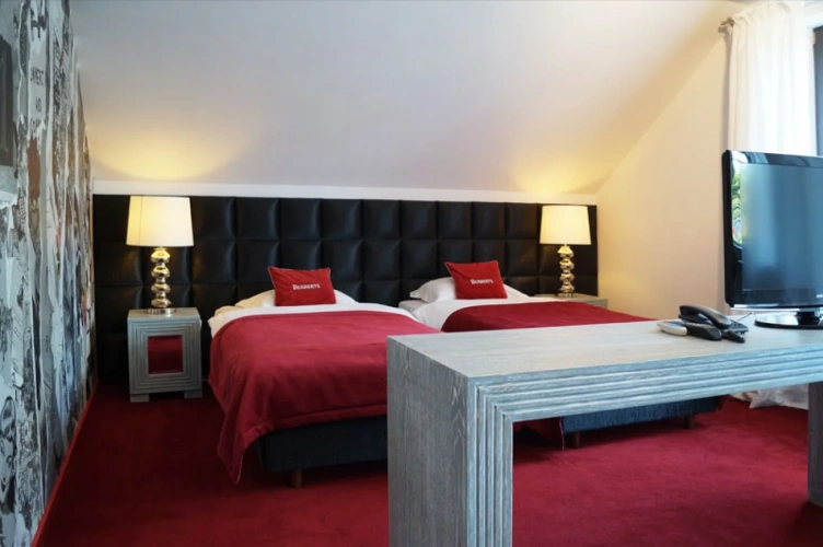 Twin Suite