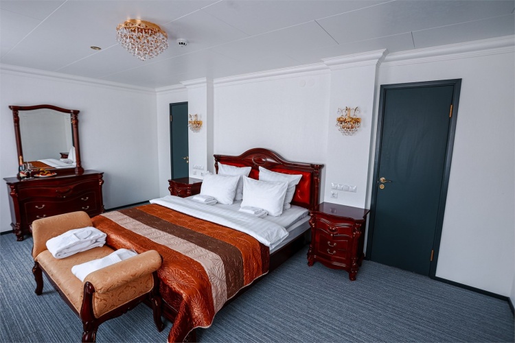 Superior with jacuzzi and sauna Suite
