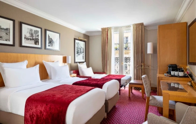 Superior Triple room