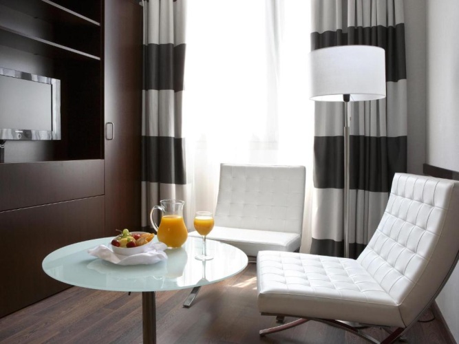 Hotel And Spa Villa Olimpica Suites photo 8
