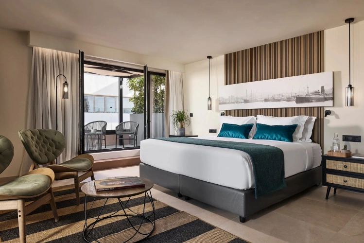 Executive Double Suite with city view