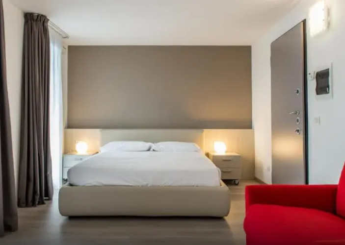 1 Bedroom Apartment with balcony