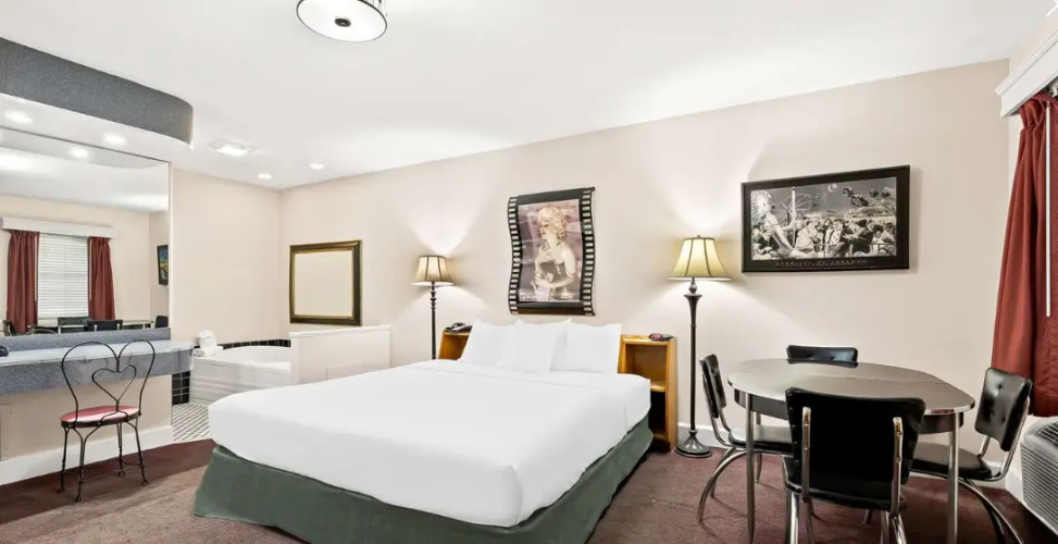 Jacuzzi Double Suite