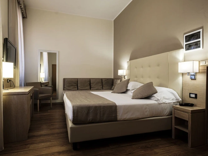 Triple room