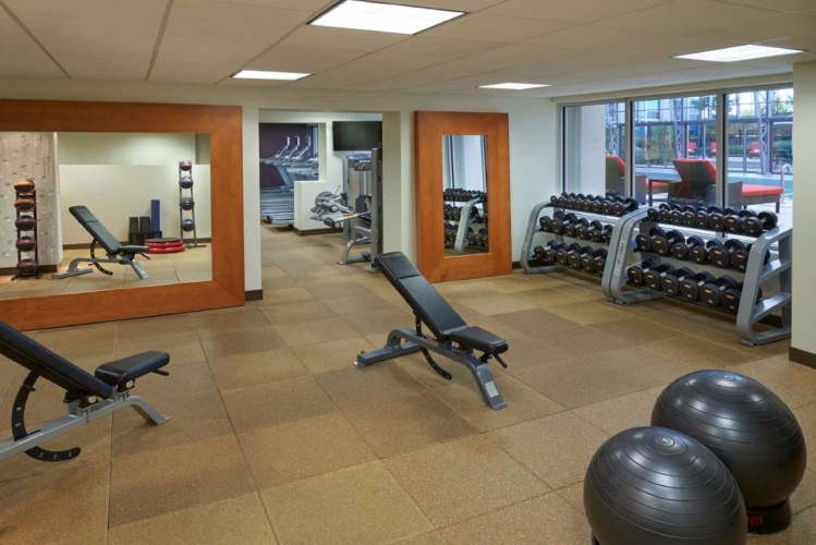 Hilton Toronto Airport Hotel & Suites photo 25