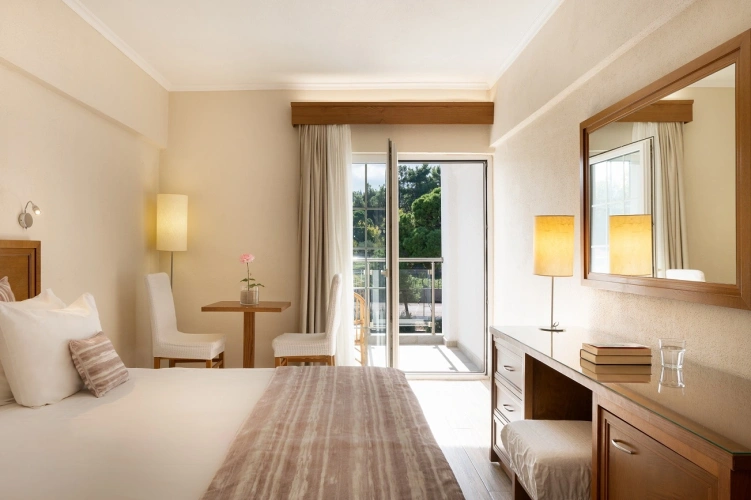 Single room with garden view