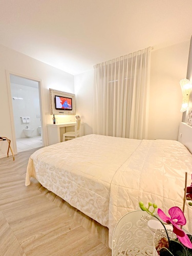 Comfort Quadruple room with balcony