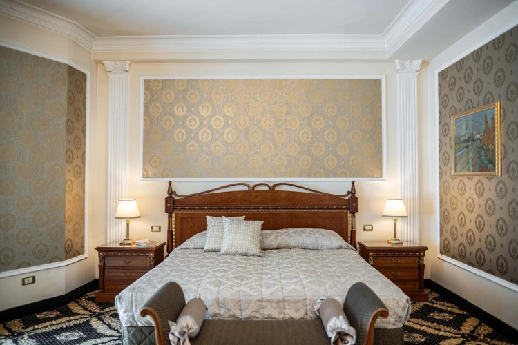 Double Senior Suite