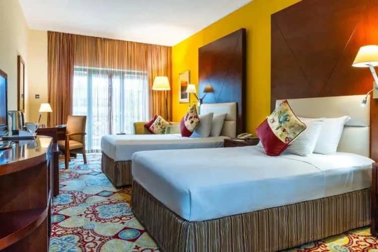 Standard Twin room with balcony