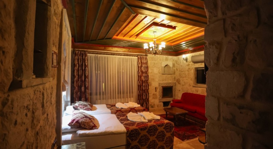 Deluxe STONE Twin room