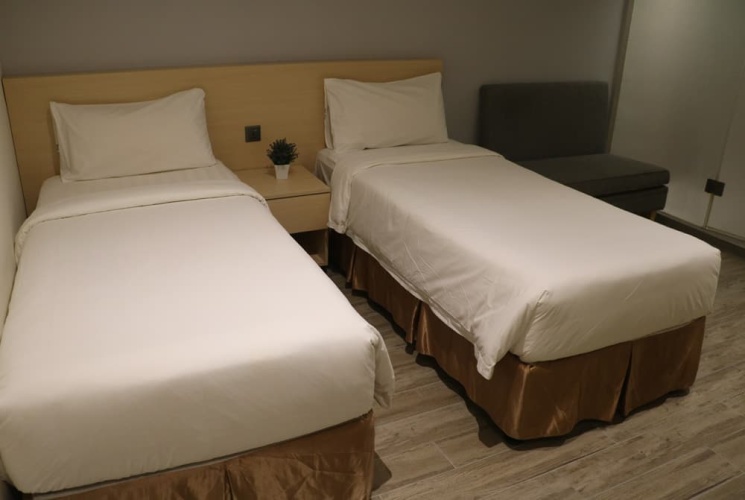 Standard (no Window) Twin room