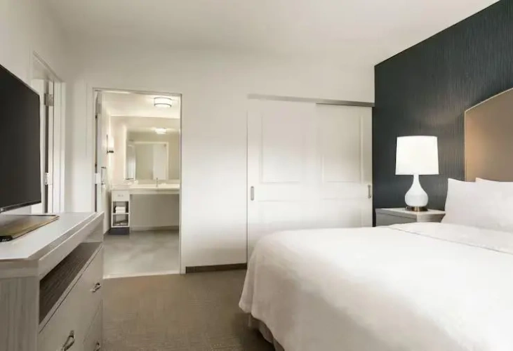 Urban Accessible Double Studio