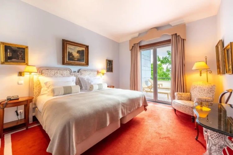 Collection Double Suite with garden view