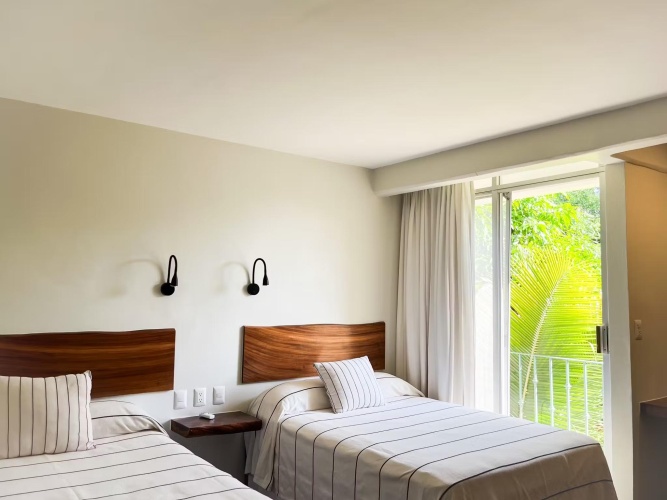 Master Plus Twin room