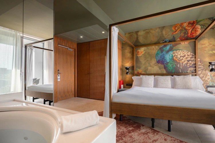 Jacuzzi Double Suite with Terrace