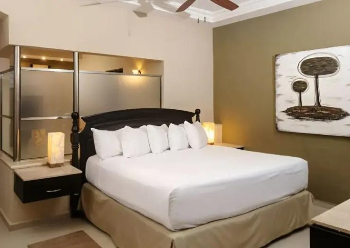 Private Pool Double Suite