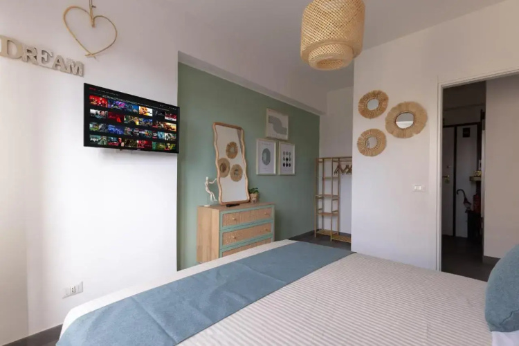 Radio Hotel
